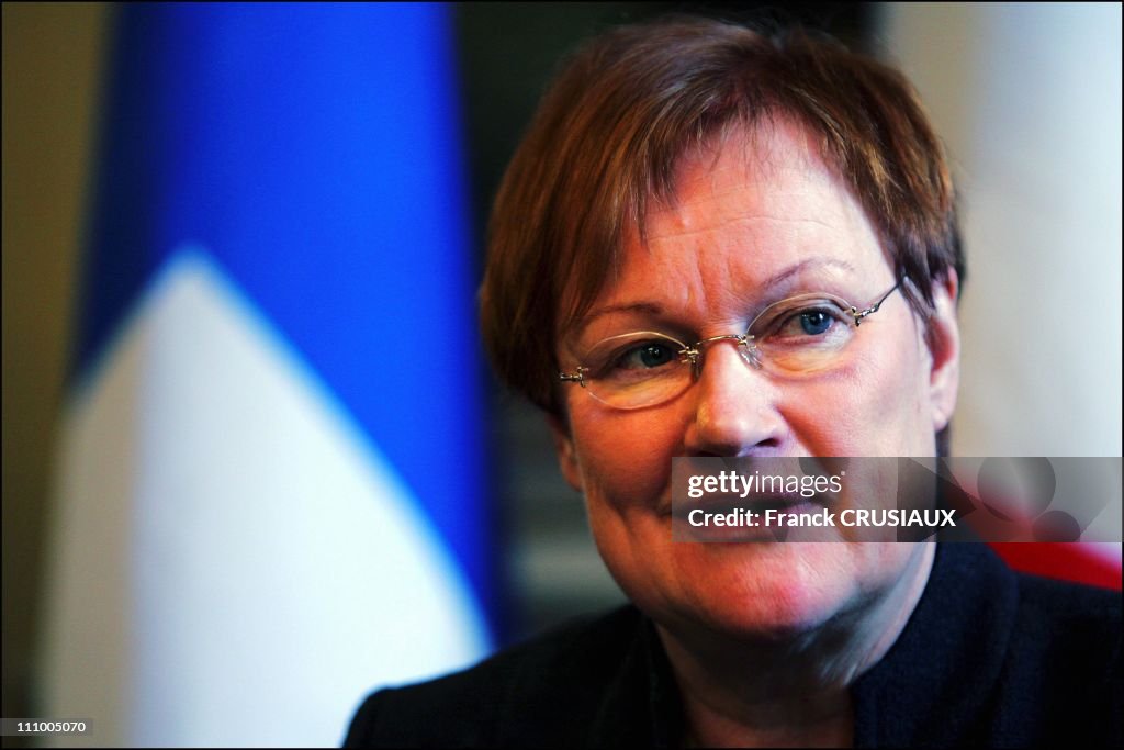Visit by Tarja Halonen, President of the Republic of Finland in Lille, France on February 3rd, 2005.