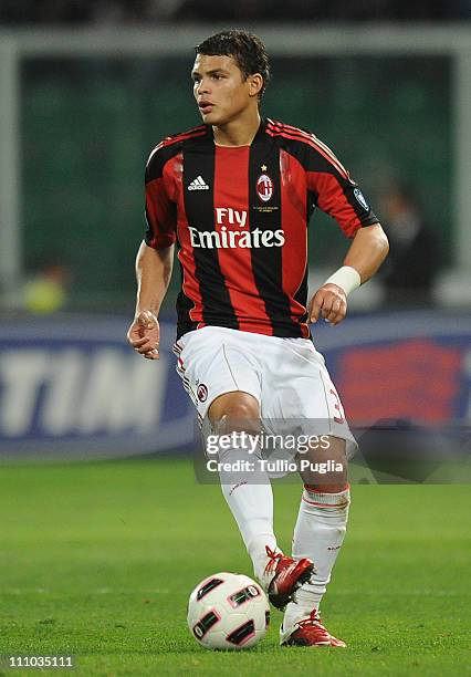 Thiago Silva of Milan in action during the Serie A match between US Citta di Palermo and AC Milan at Stadio Renzo Barbera on March 19, 2011 in...