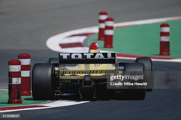 Rubens Barrichello drives the Benson and Hedges Jordan Peugeot Jordan 196 Peugeot 3.0 V10 during the European Grand Prix on 28th April 1996 at the...