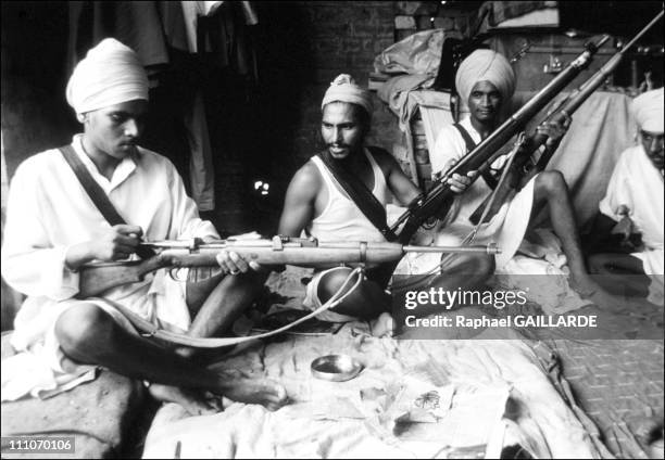 Pendjab in the army against the Sikhs in Amritsar, India on June 06, 1984.