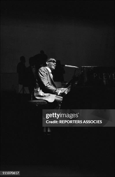 Ray Charles behind the scence at the Olympia in Paris, France on May 18, 1962.