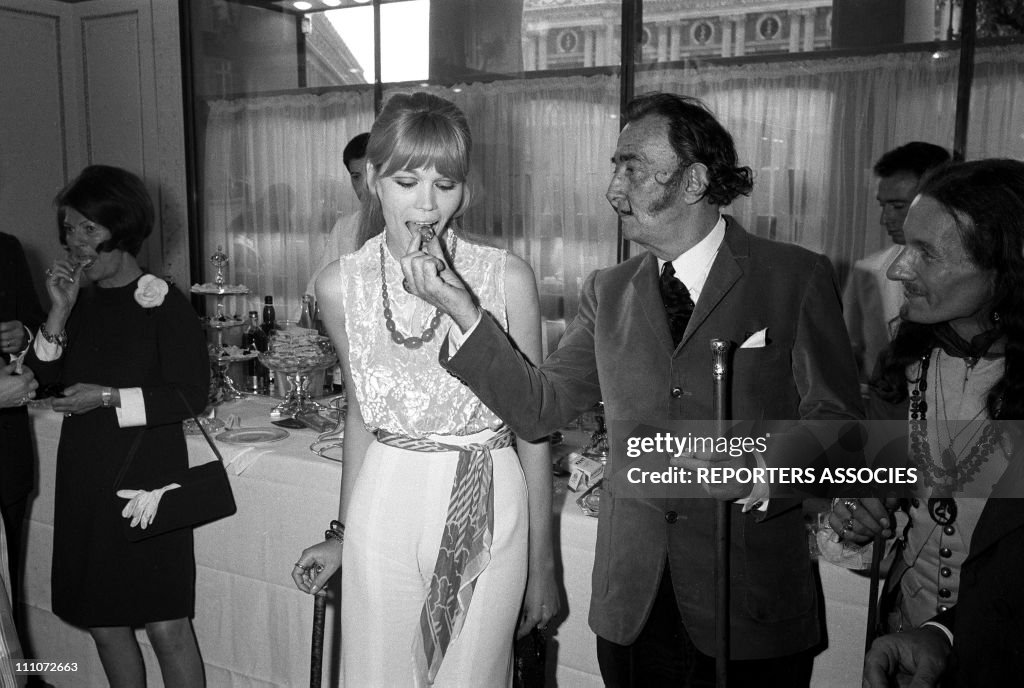 Amanda Lear and Salvador Dali in Paco Rabanne In France On May 19 ...