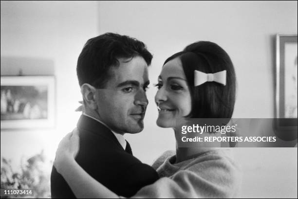Guy Beart dance the tango with Kouka in France in November 1961.