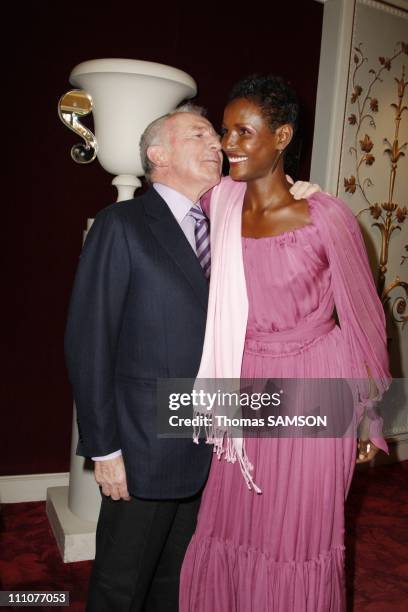 The premiere of "Fleur du desert" at theatre Marigny in Paris, France on March 07th, 2010 - Francois Pinault, Waris Dirie.