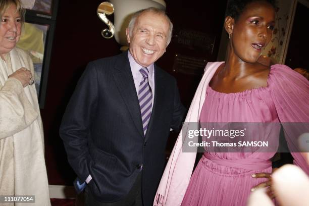 The premiere of "Fleur du desert" at theatre Marigny in Paris, France on March 07th, 2010 - Francois Pinault, Waris Dirie.