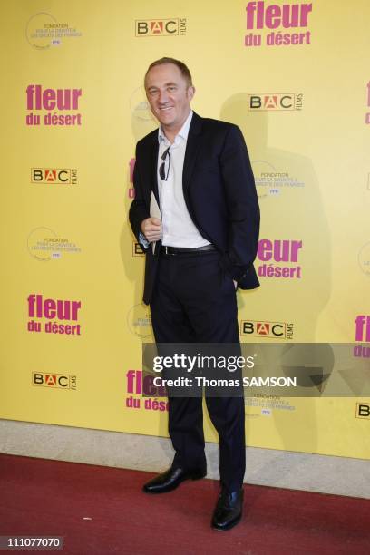 The premiere of "Fleur du desert" at theatre Marigny in Paris, France on March 07th, 2010 - Francois-Henri Pinault.