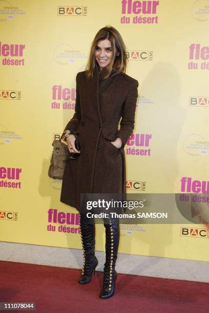 The premiere of "Fleur du desert" at theatre Marigny in Paris, France on March 07th, 2010 - Carine Roitfeld.