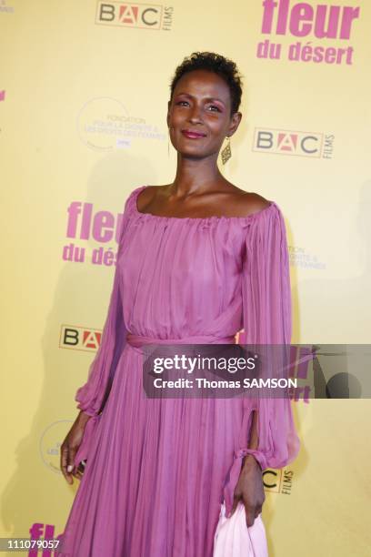 The premiere of "Fleur du desert" at theatre Marigny in Paris, France on March 07th, 2010 - Waris Dirie.