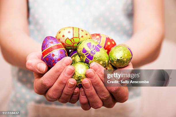 easter eggs - easter egg stockfoto's en -beelden