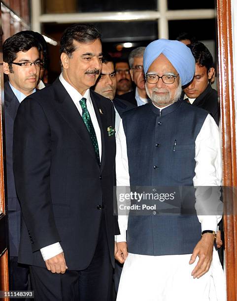 Pakistan Rza 2,214 Pakistan Yusuf Raza Gilani Stock Photos, High-Res Pictures, and ...
