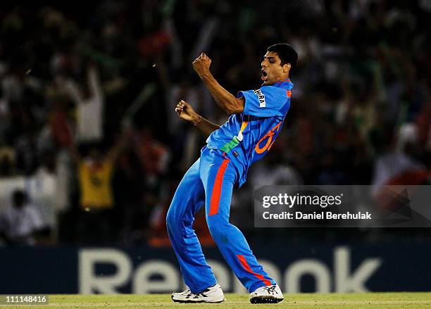 846 Ashish Nehra Photos and Premium High Res Pictures - Getty Images 846 Ashish Nehra Photos and Premium High Res Pictures - Getty Images