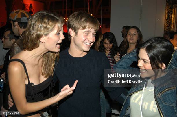 Mischa Barton, Benjamin McKenzie and Rachel Bilson *Exclusive*