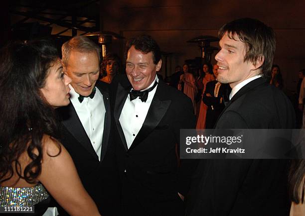 Dina Eastwood, Clint Eastwood, guest and Ethan Hawke