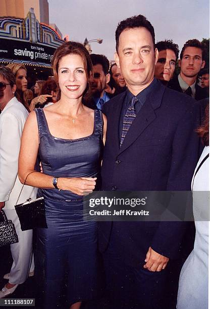 Rita Wilson & Tom Hanks at the 1998 premiere of Saving Private Ryan in Westwood.