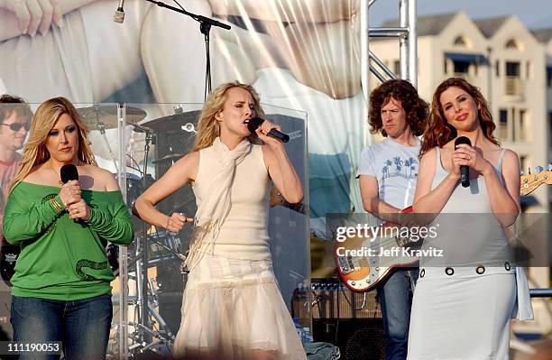 Carnie Wilson, Chynna Phillips and Wendy Wilson of Wilson Phillips