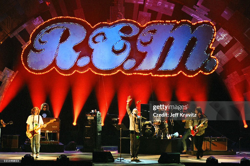 1995 Video R.E.M. during 1995 MTV Video Music Awards Show at Radio City Music ...