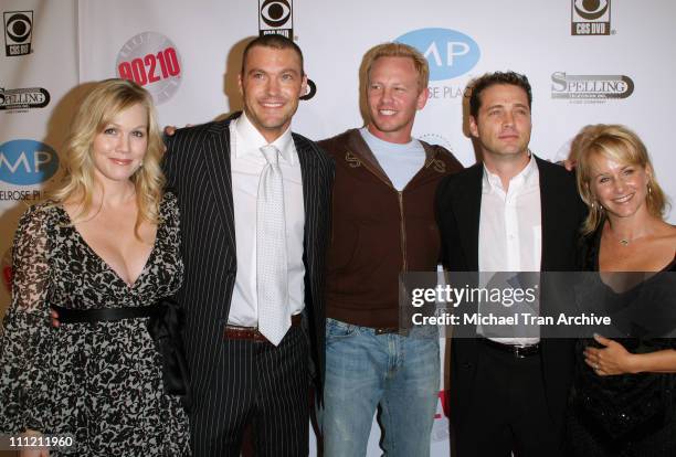 Jennie Garth, Brian Austin Green, Ian Ziering, Jason Priestley and Gabrielle Carteris