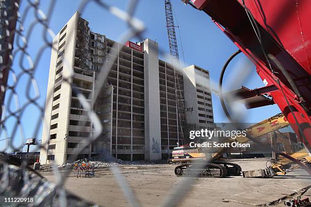 Wrecking crew begins the demolition of the last remaining high-rise building from the infamous Cabrini-Green housing project March 30, 2011 in...