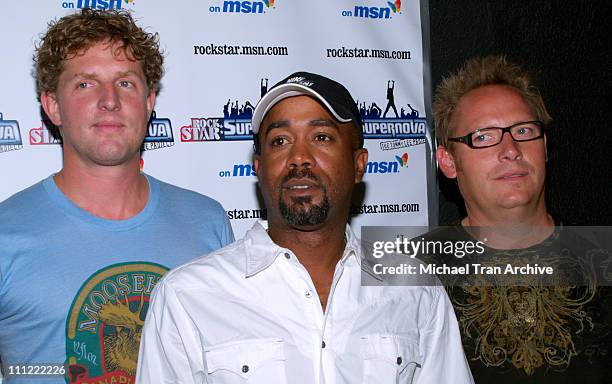 Mark Bryan, Darius Rucker, Dean Felber of Hootie and The Blowfish