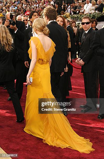 Michelle Williams during The 78th Annual Academy Awards - Arrivals at Kodak Theatre in Hollywood, California, United States.