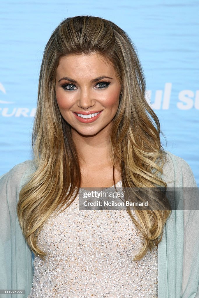 Premiere Of TriStar Pictures' "Soul Surfer" - Red Carpet