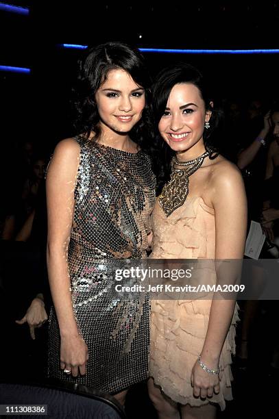 Actresses Selena Gomez and Demi Lovato attend the 2009 American Music Awards at Nokia Theatre L.A. Live on November 22, 2009 in Los Angeles,...