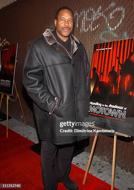 Dave Winfield during New York Premiere of "Standing in the Shadows of Motown" - Arrivals at Harlem's World Famous Apollo Theater in New York City,...