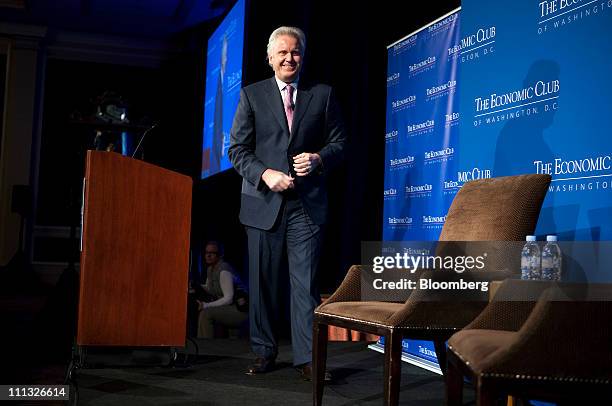 Jeffrey Immelt, chief executive officer of General Electric Co., arrives to speak to the Economic Club of Washington in Washington, D.C., U.S., on...