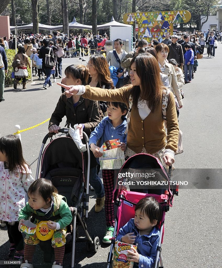 People queue up to see a pair of giant p