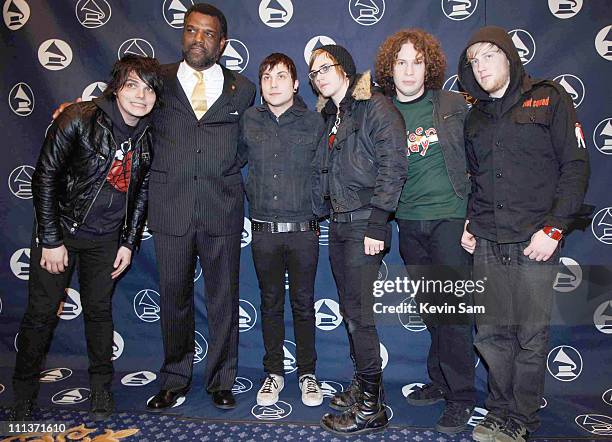 Merl Code Jr 35 Merl Saunders Jr Stock Photos, High-Res Pictures, and Images - Getty ...