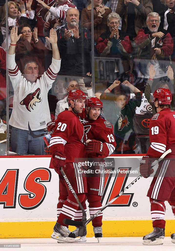 Colorado Avalanche v Phoenix Coyotes