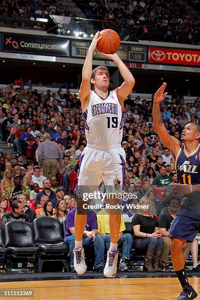 Beno Udrih of the Sacramento Kings shoots the ball against Earl Watson of the Utah Jazz on April 3, 2011 at Power Balance Pavilion in Sacramento,...