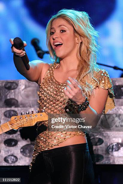 57 Coca Cola Pop Festival Shakira Sale El Sol World Tour Photos & High