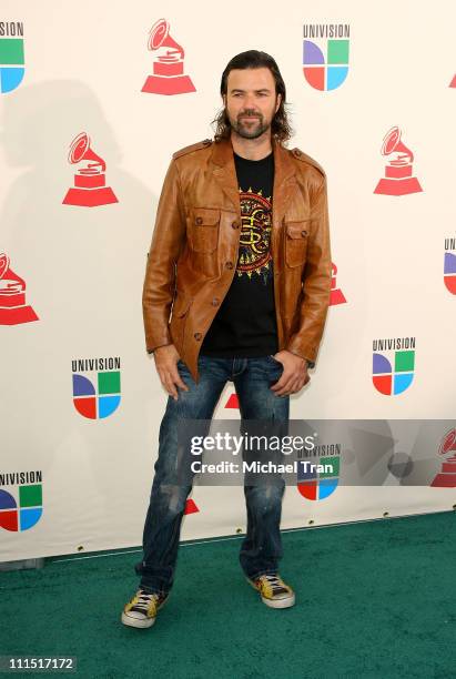 Singer Jarabe De Palo arrives to the 8th Annual Latin GRAMMY Awards at Mandalay Bay on November 8, 2007 in Las Vegas, Nevada.