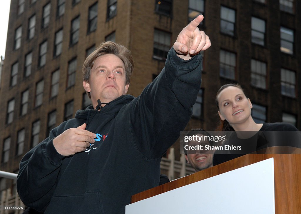 Jim Breuer and New York Jets star Nick Mangold Bring Reebok's "Run Easy" Movement to Life in New York City