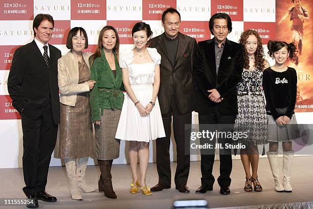 Director Rob Marshall, Kaori Momoi, Michelle Yeoh, Ziyi Zhang, Ken Watanabe, Koji Yakusho, Youki Kudoh and Suzuka Ohgo