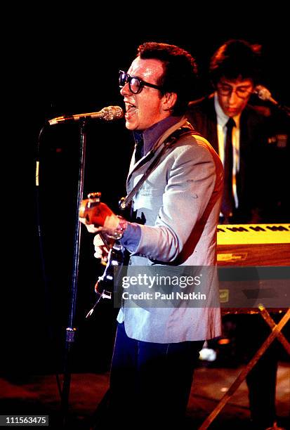 20 Elvis Costello Paul Natkin Photos & High Res Pictures - Getty Images