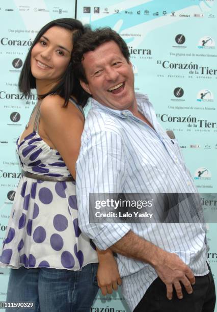 Catalina Sandino Moreno and Joaquim de Almeida during "El Corazon de la Tierra" - Madrid Photocall at Villamagna Hotel in Madrid, Spain.