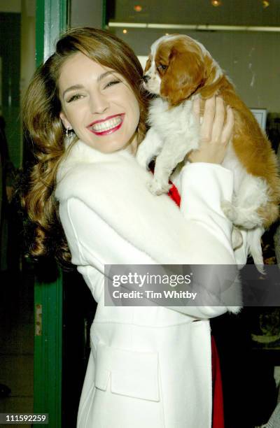 Kelly Brook during Harrods January Sale - Opening and Photocall - December 28, 2005 at Harrods in London, Great Britain.