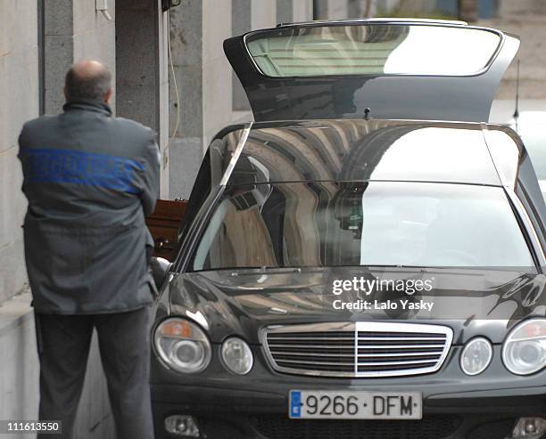 Funeral car with Erika Ortiz`s coffin arrives to the Anatomic Institute in Madrid