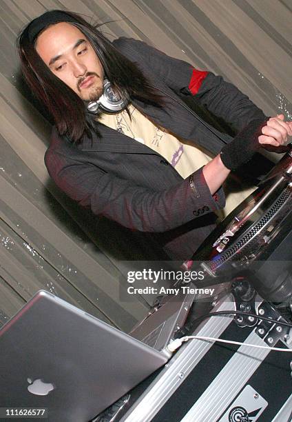 Sam Aoki 468 William Tierney Photos & High Res Pictures - Getty Images