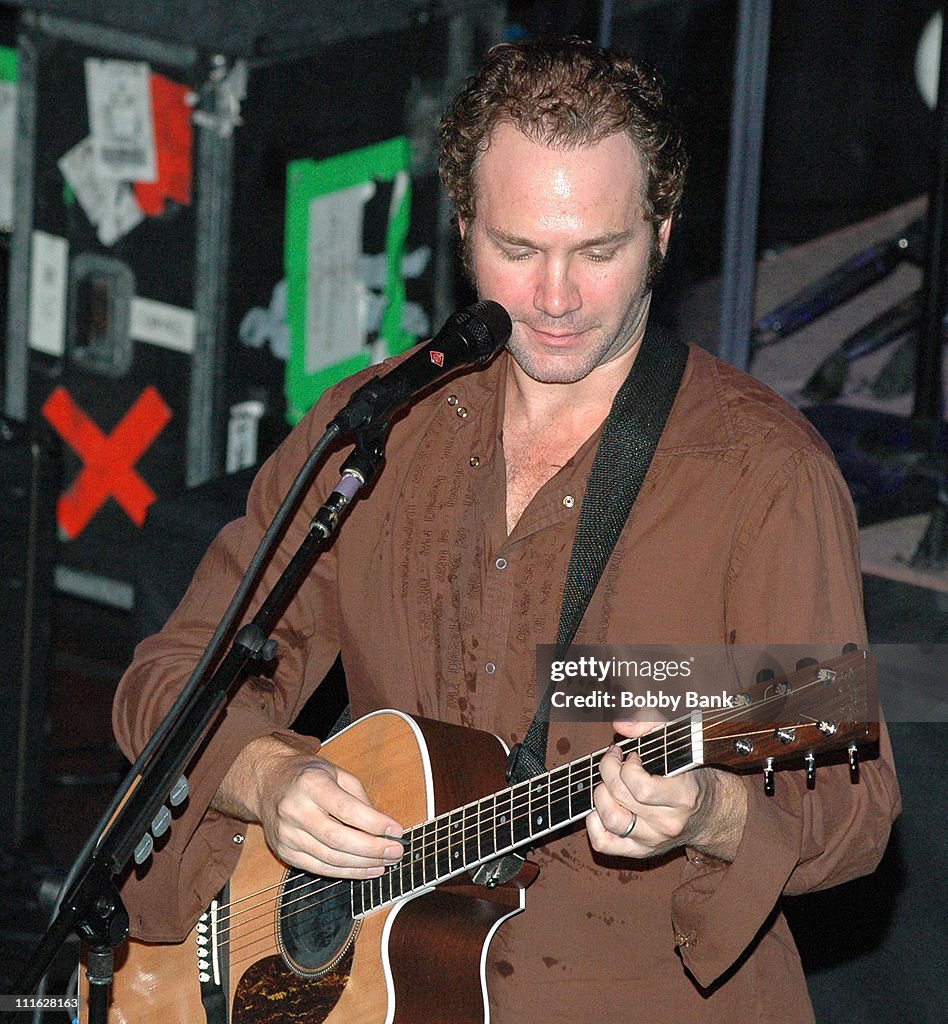 Five For Fighting and Pat McGee Perform at Irving Plaza Club - October 21, 2006
