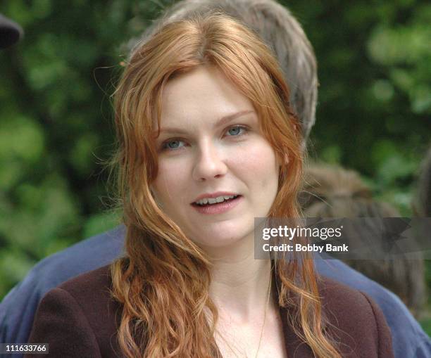 Kirsten Dunst 2006 Photos and Premium High Res Pictures - Getty Images