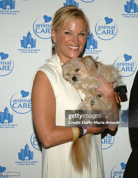 Personality Juliet Huddy attends Animal Care and Control "A Party for the Paws" at Pressure on September 25, 2008 in New York City.