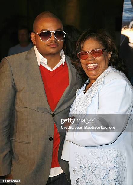 Chris Stokes and Irene "Mama" Stokes arrive at the premiere of 'Somebody Help Me' at the Grauman's Chinese Theatre on October 25, 2007 in Los...