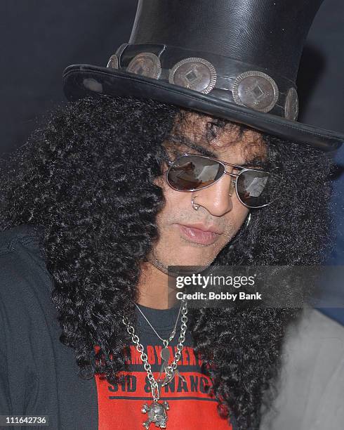 Slash 2007 152 Slash Book Signing Stock Photos, High-Res Pictures, and Images ...
