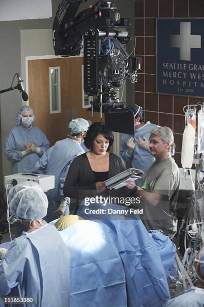 Song Beneath the Song" - In a series first, the music that has been at the heart of the show and been beloved by fans comes to life for Grey's...