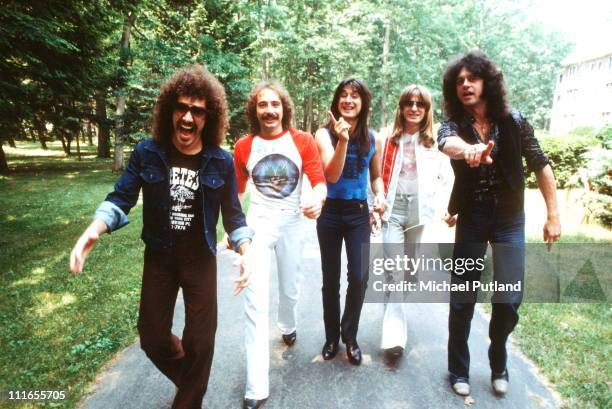 Journey, group portrait, New York, June 1979, L-R Neal Schon;Steve Smith;Steve Perry;Ross Valory;Gregg Rolie.