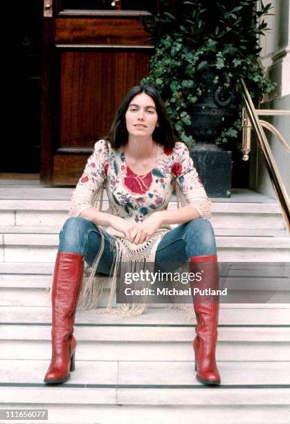 Emmylou Harris, portrait, London, 1975.