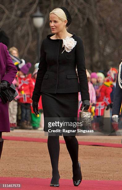 Princess Mette-Marit of Norway attend the official welcoming ceremony for Lithuania's president Dalia Grybauskaite at the Royal Palace during the...